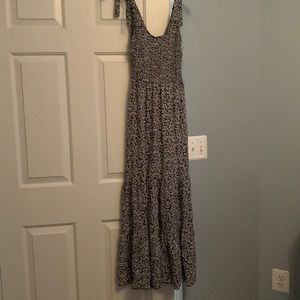 Maxi dress dark grey with flowers